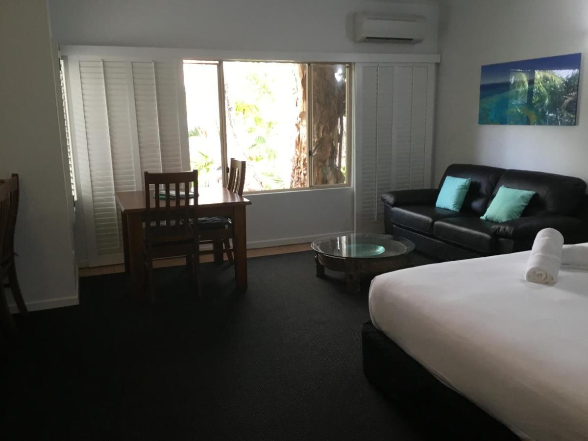 Sonia'S At Ramada Resort Free Wifi & Netflix Port Douglas Room photo